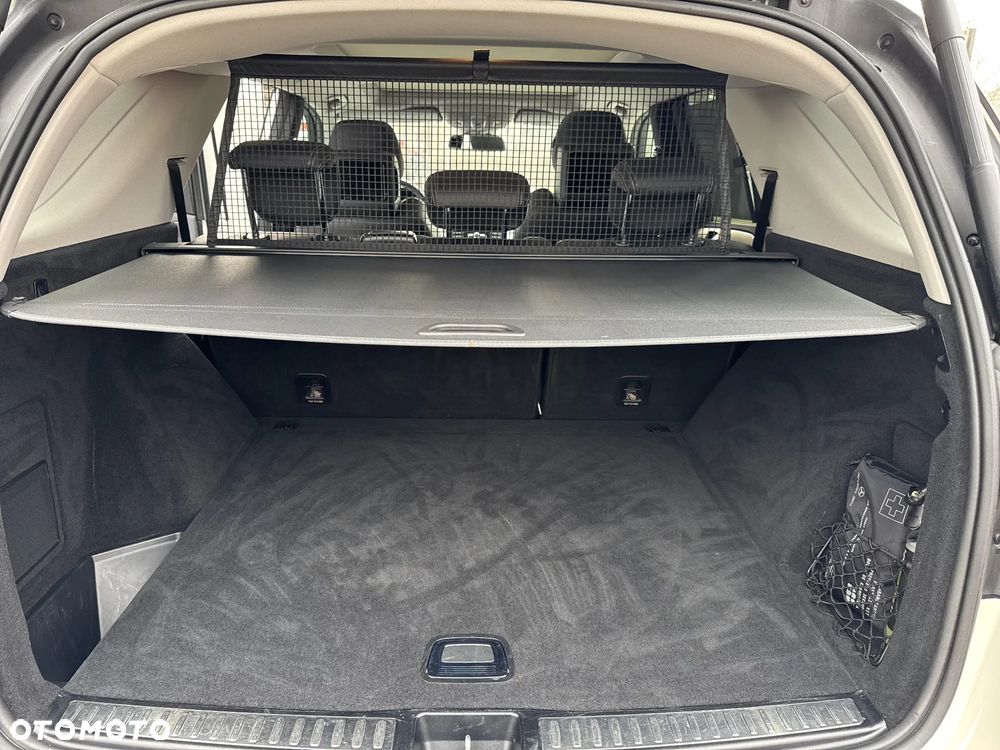 Mercedes-Benz ML 63 AMG 4Matic AMG SPEEDSHIFT 7G-TRONIC - 30