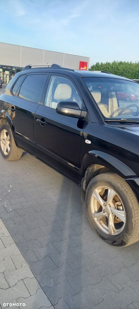 Hyundai Tucson 2.0 Active / Style - 12