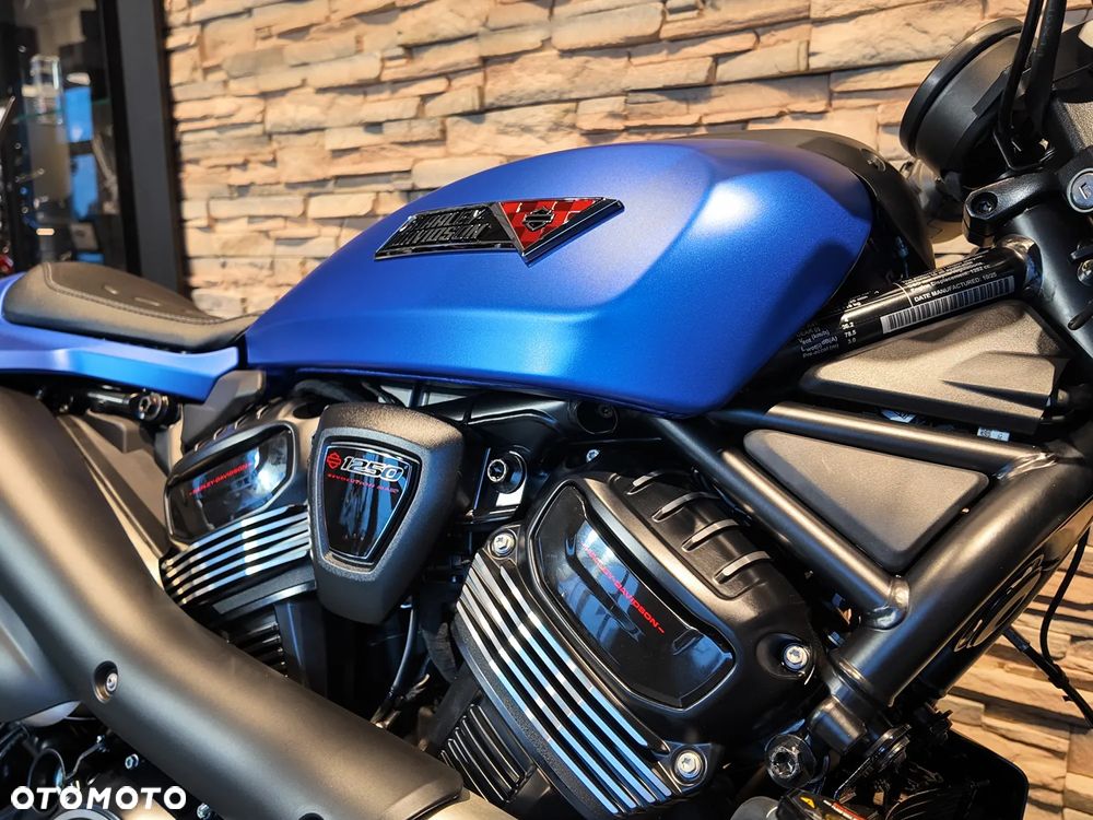 Harley-Davidson Sportster - 8