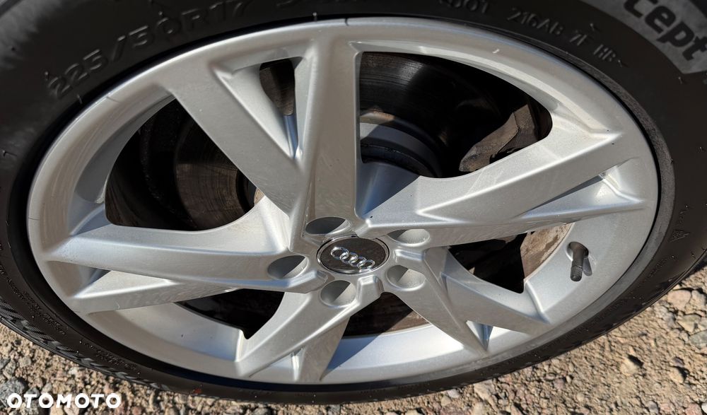 Audi A4 Avant 2.0 TDI S tronic - 32