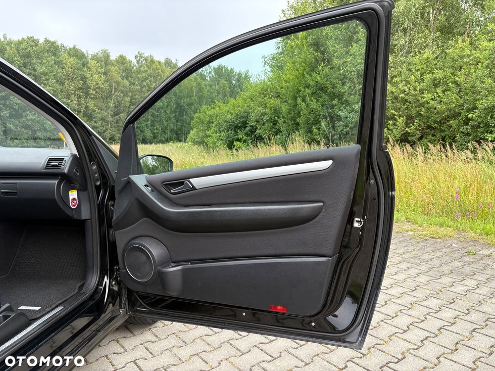 Mercedes-Benz Klasa A 170 Avantgarde - 26