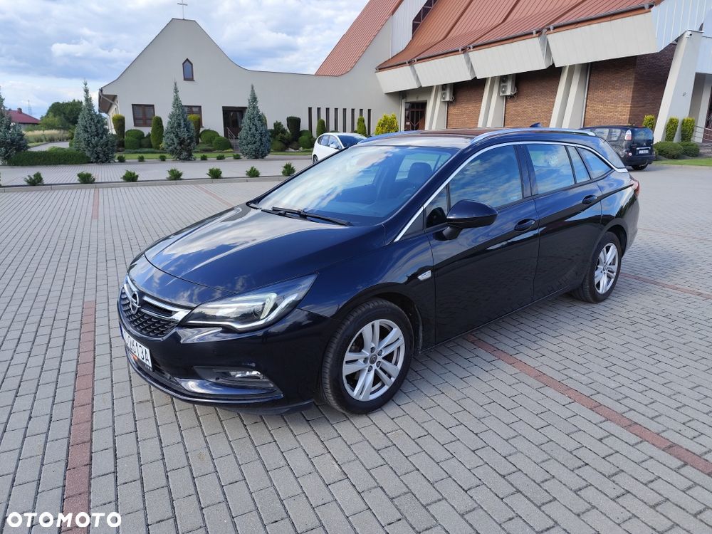Opel Astra - 1