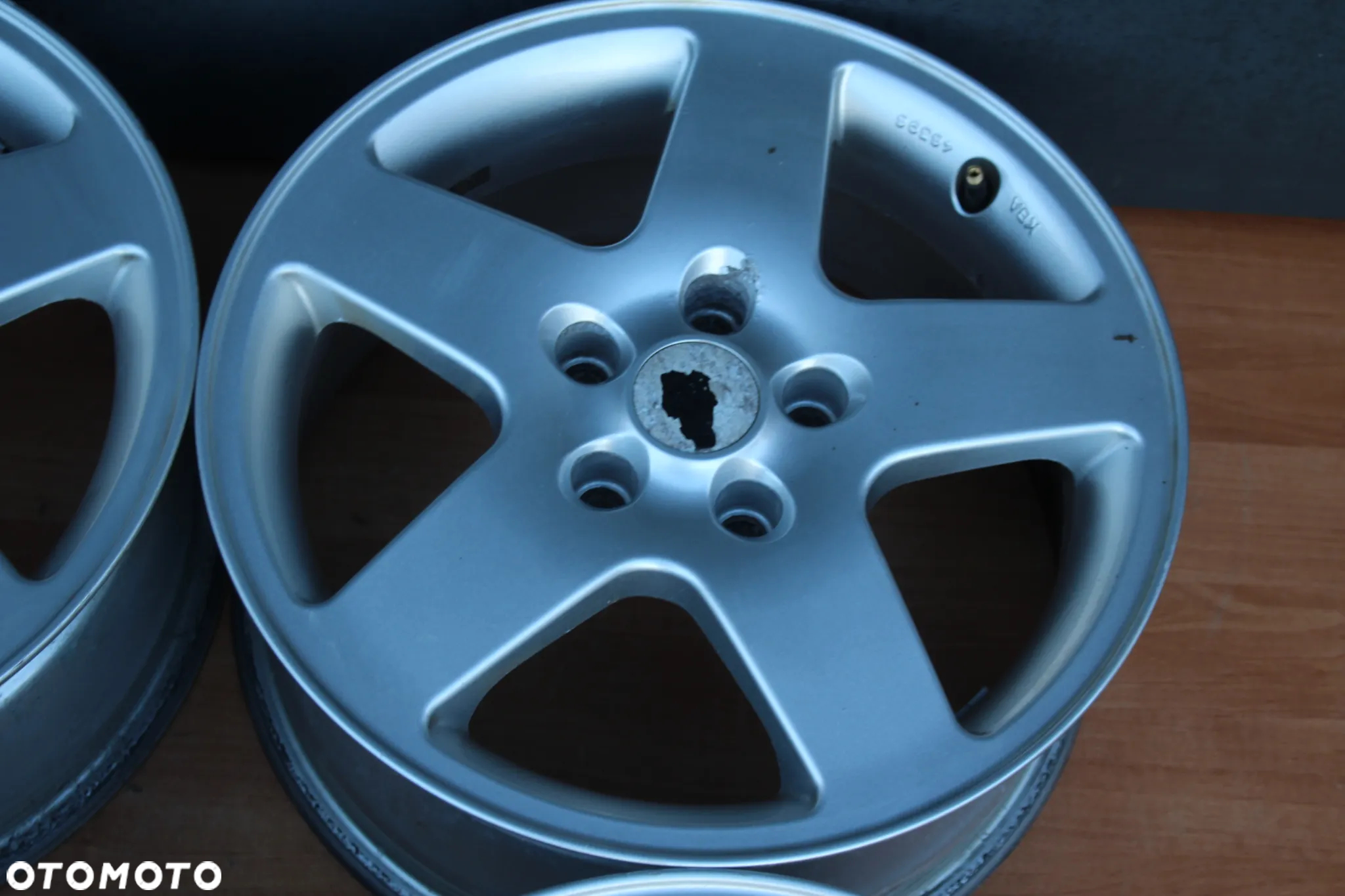 FELGI ALUMINIOWE OPEL VECTRA ASTRA ZAFIRA SIGNUM MERIVA 16 cali 5x110 ET40 - 4