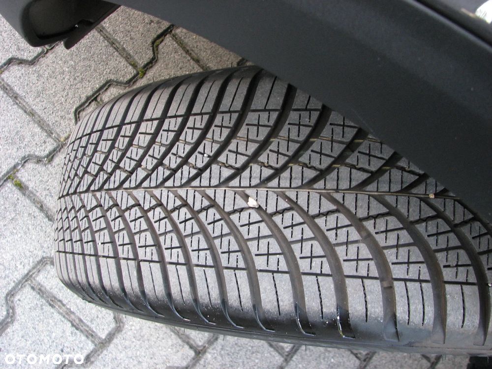 Peugeot 5008 BlueHDI 130 Allure Business-Paket - 37