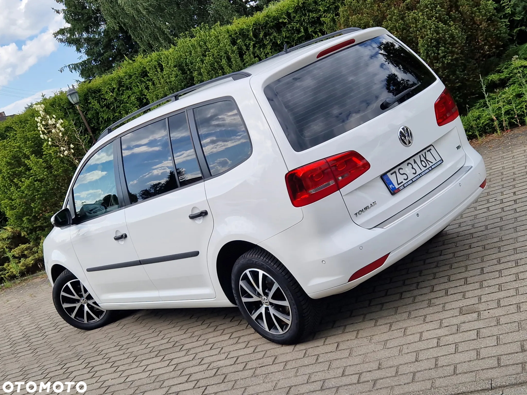 Volkswagen Touran 1.6 TDI DPF Comfortline - 20