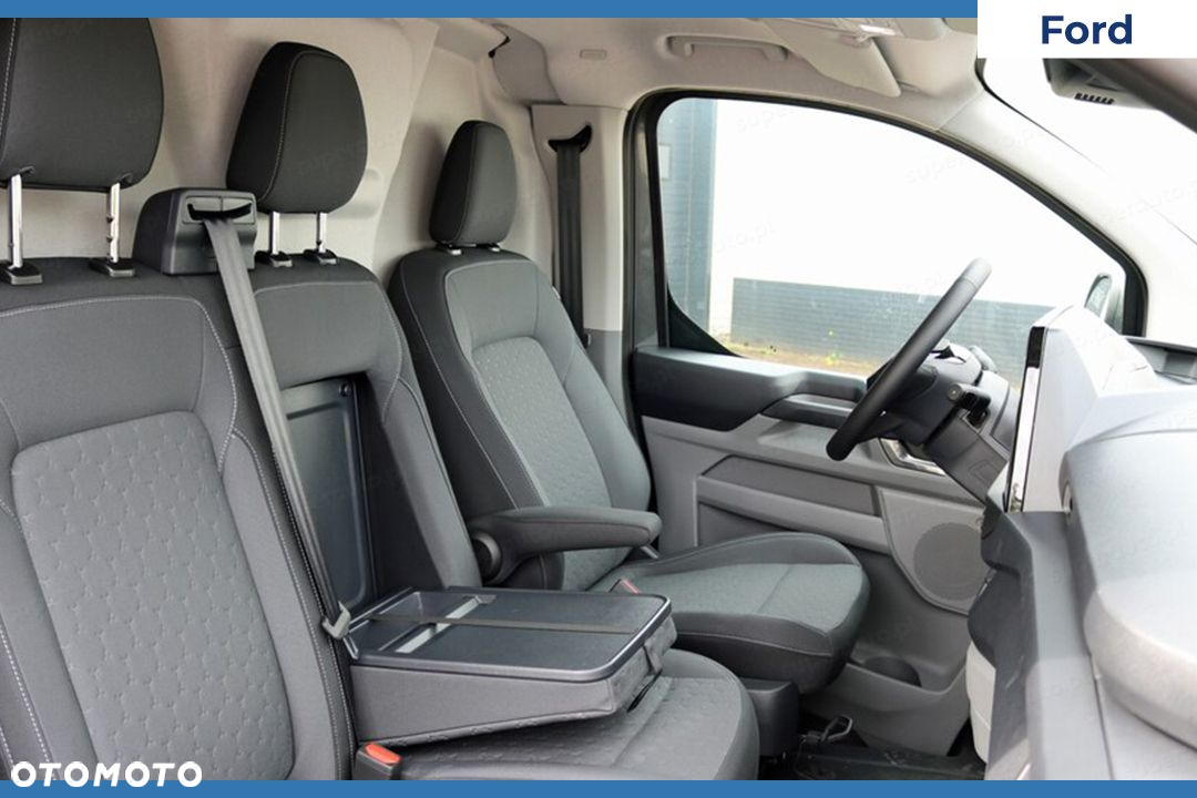 Ford Transit Custom L2H1 Limited 320 A8 2.0 170KM - 7