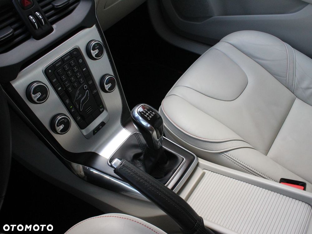 Volvo V40 - 10