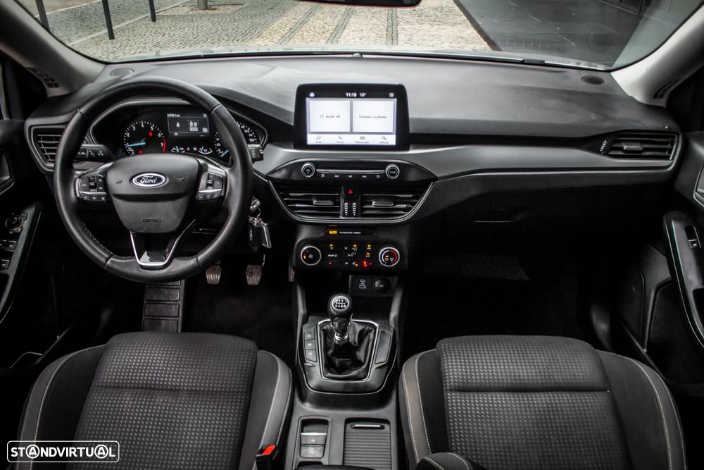 Ford Focus SW 1.0 EcoBoost Business - 38