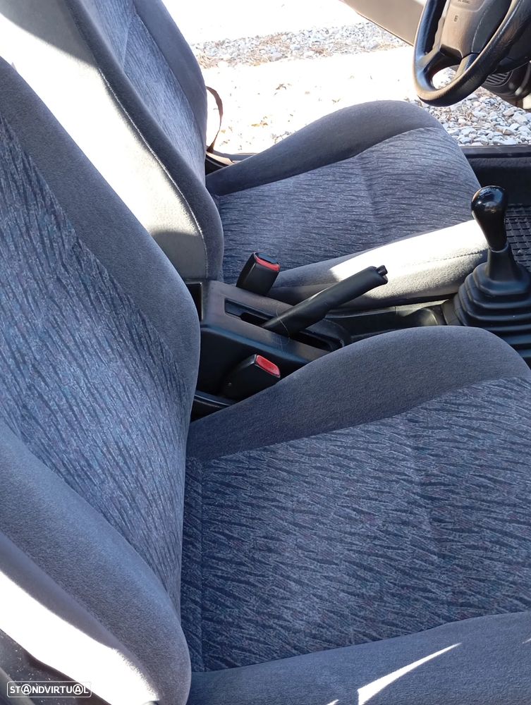 Nissan Almera 1.4 SLX - 5