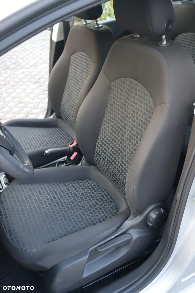 Opel Corsa 1.4 Enjoy - 9