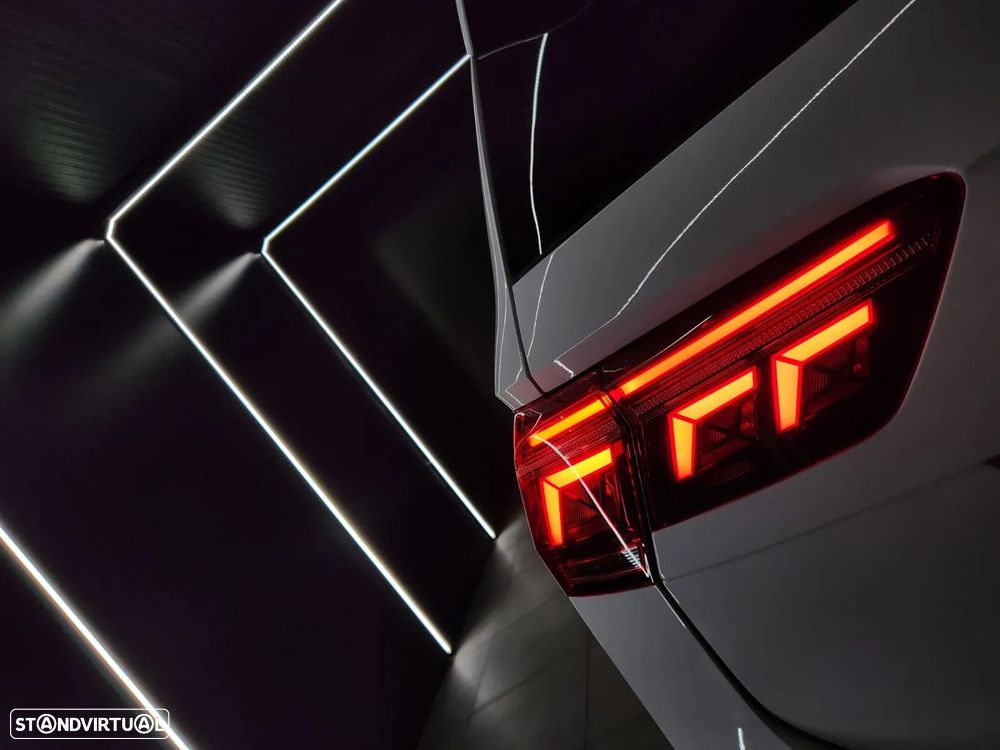 VW Tiguan 1.4 TSI eHybrid R-Line DSG - 26