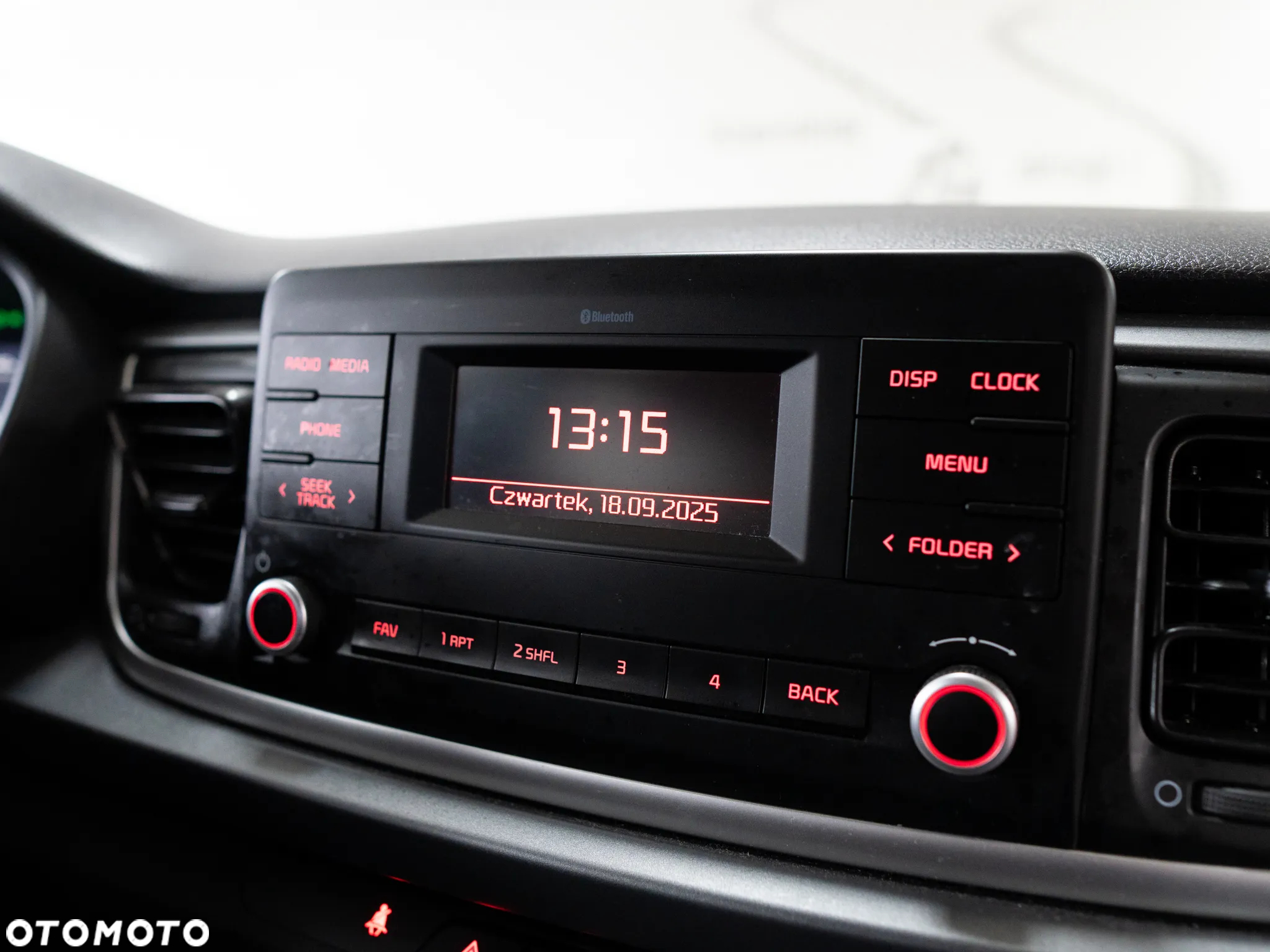 Kia Rio 1.0 T-GDI M DCT - 32