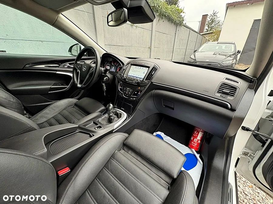 Opel Insignia - 27