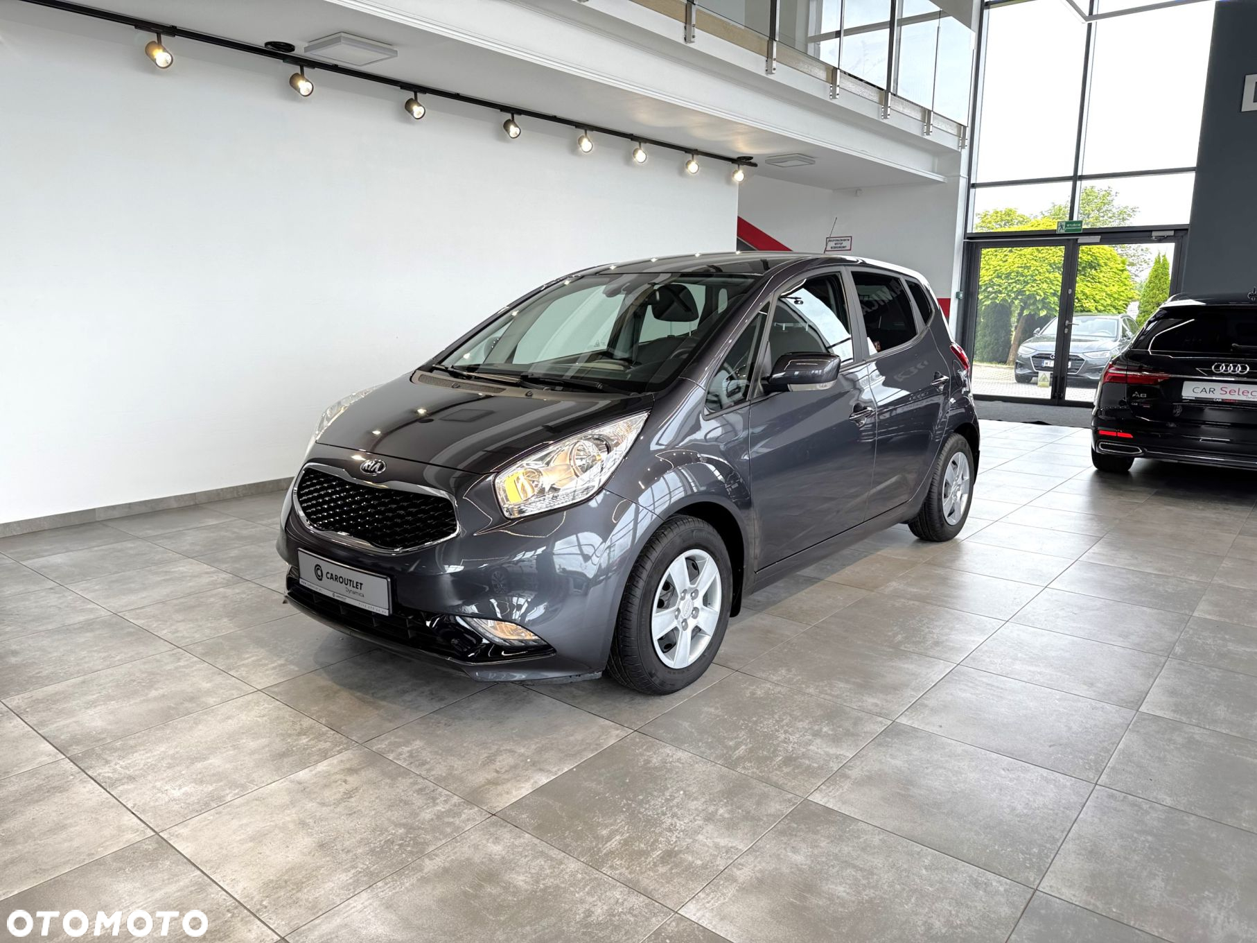 Kia Venga - 4