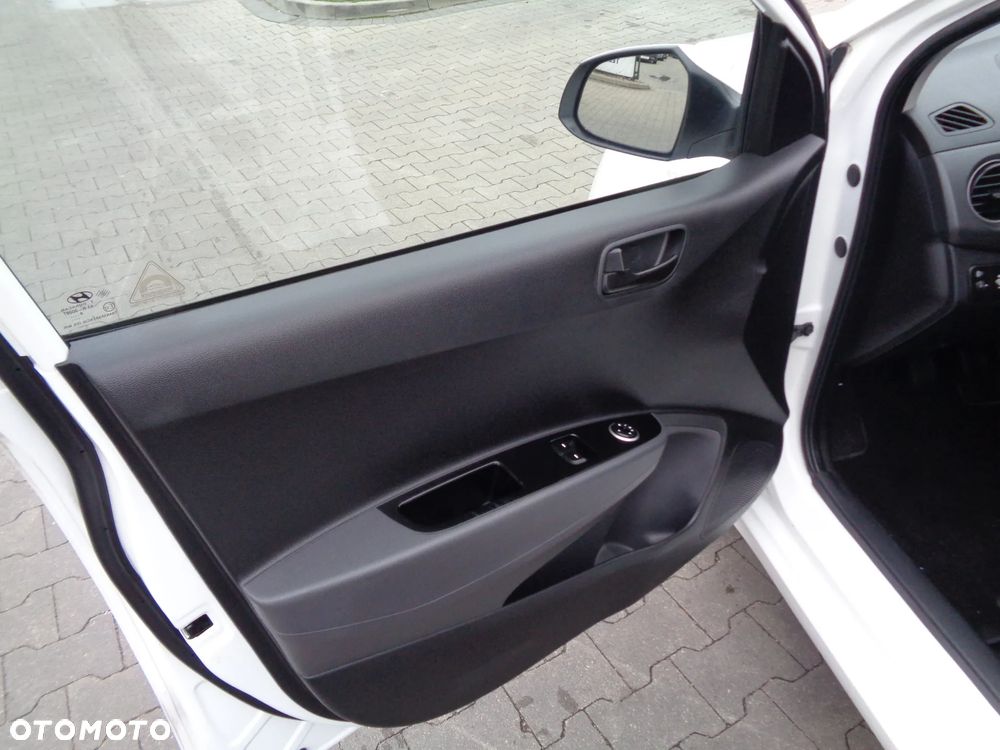 Hyundai i10 1.0 Premium - 10