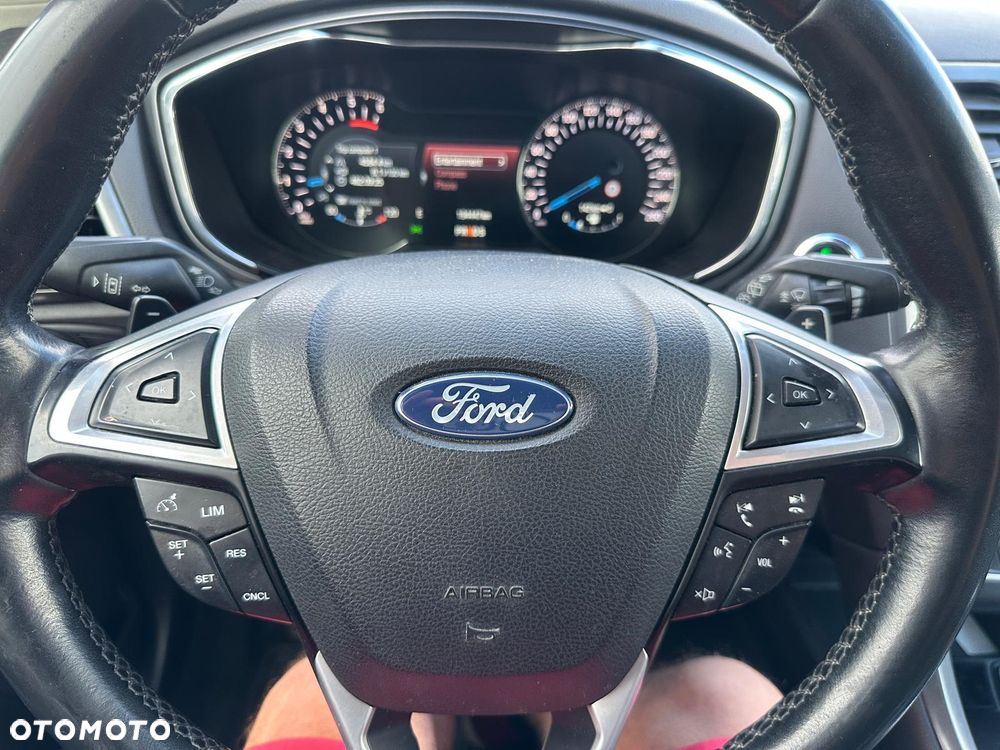 Ford Mondeo 2.0 TDCi Titanium PowerShift - 6