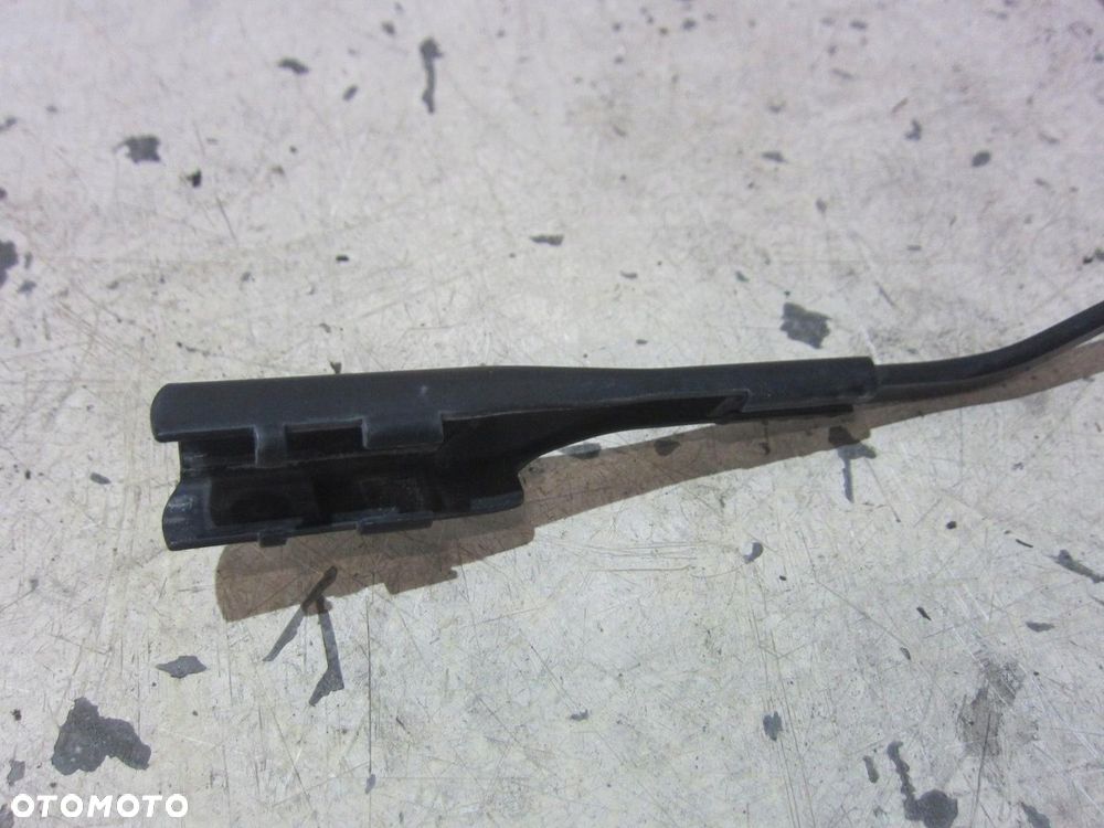 BMW X1 F48 B46 RAMIĘ WYCIERACZKI OD STRONY KIEROWCY LEWE 61617360506 - 4