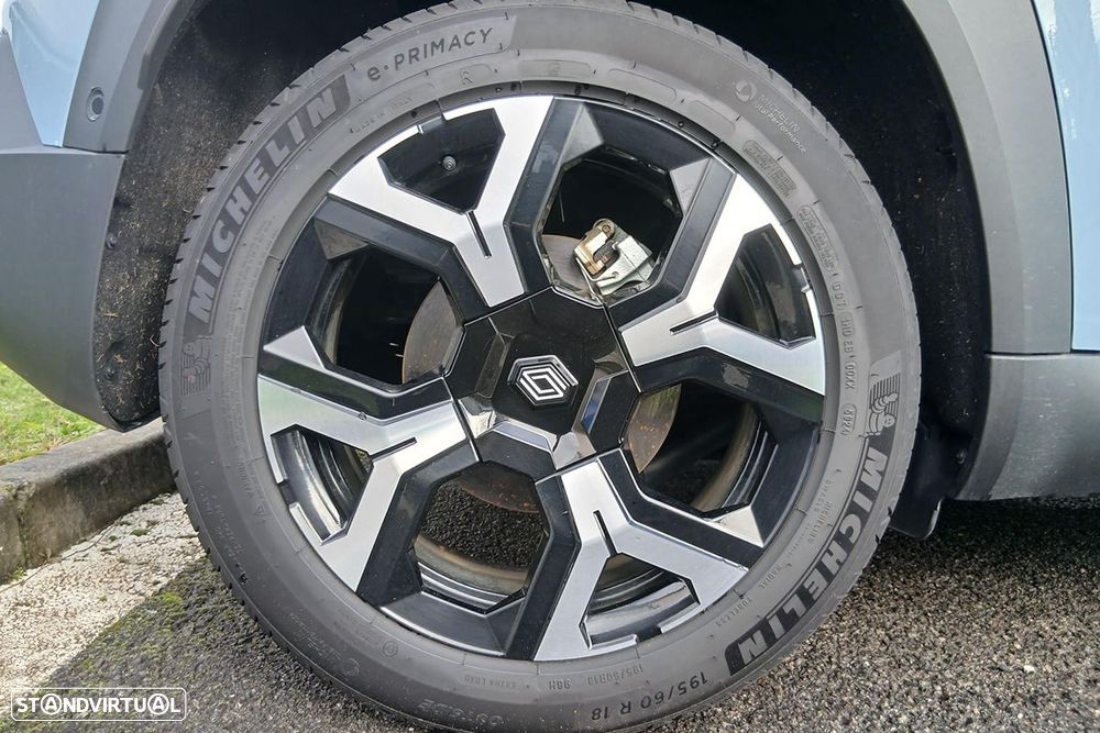 Renault 4 E-Tech 52 kWh Techno Autonomia Conforto - 5