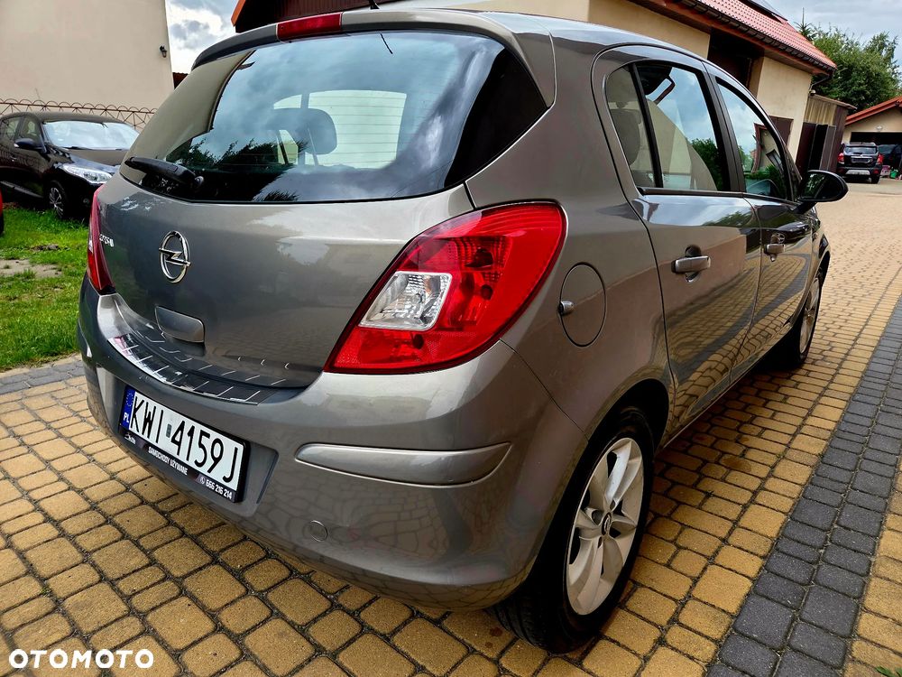 Opel Corsa 1.2 16V Enjoy - 3