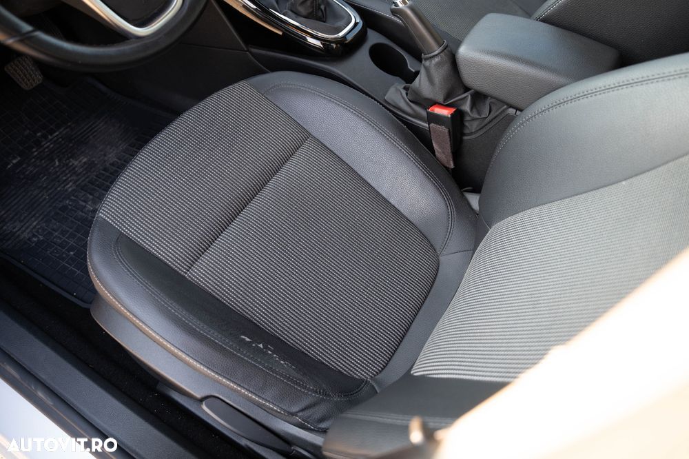 Opel Astra 1.6 CDTI DPF ecoFLEX TourerStart/Stop ENERGY - 19