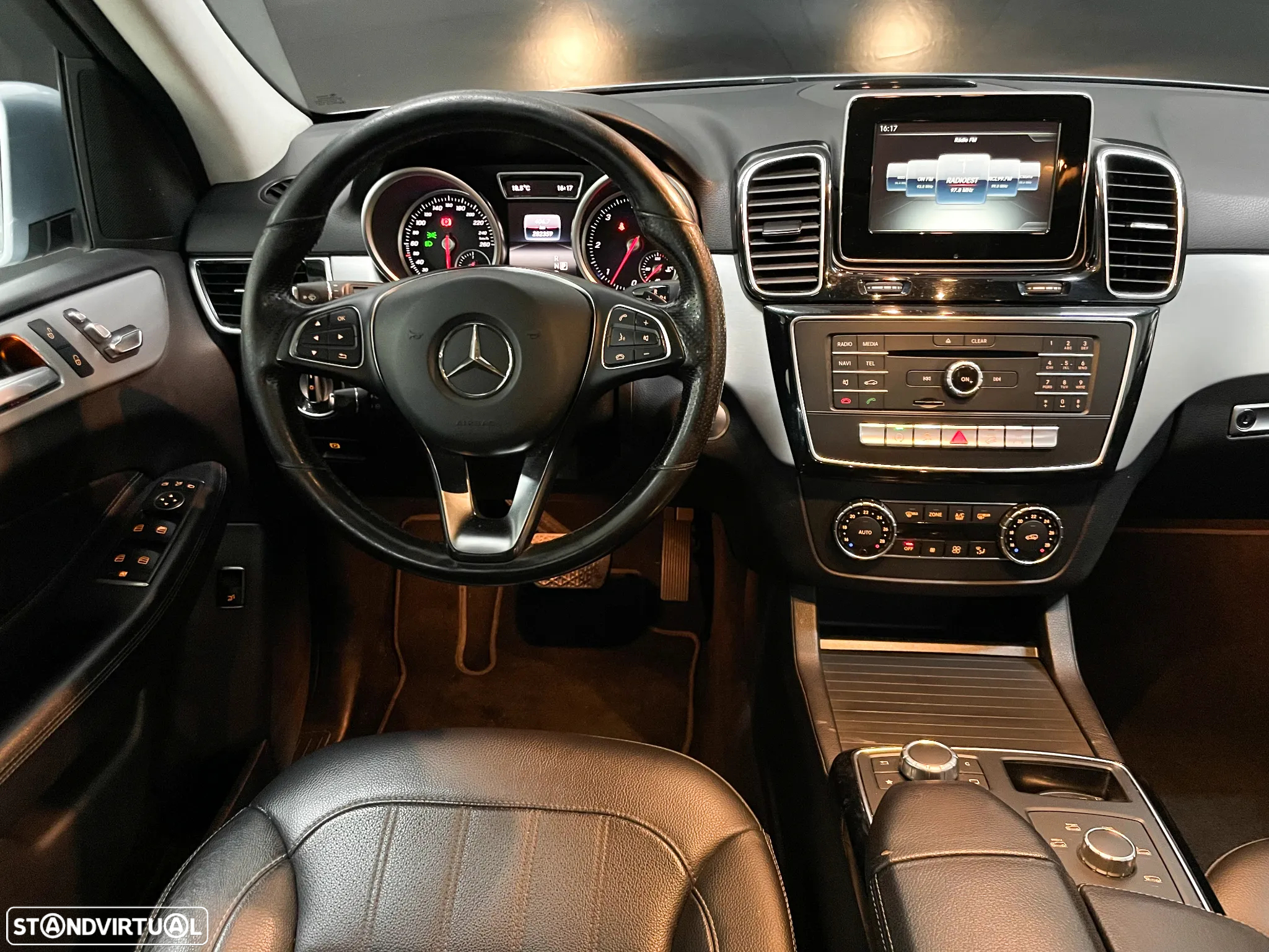 Mercedes-Benz GLE 350 d 4-Matic - 13