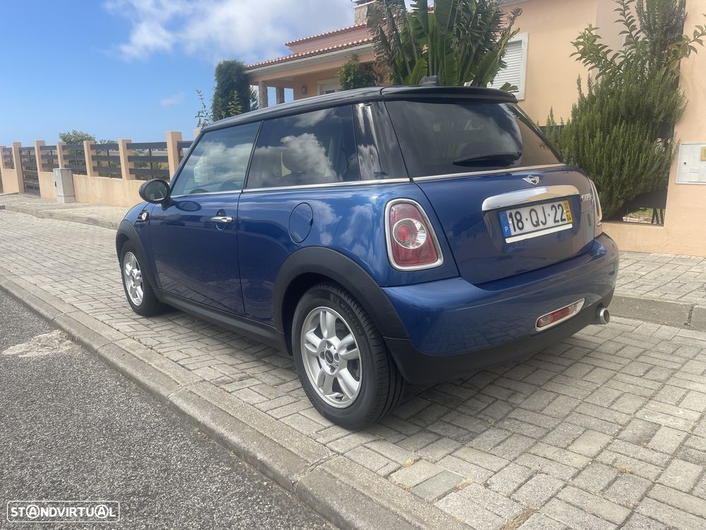 MINI 3 Portas Cooper D - 3