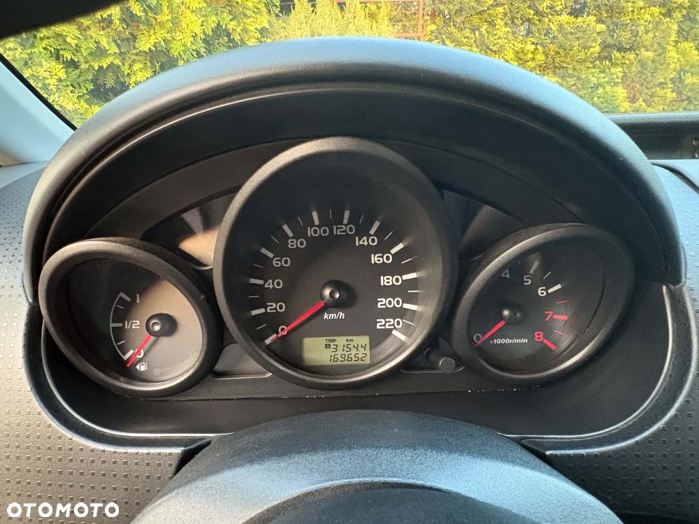 Mitsubishi Colt 1.3 Inform - 8