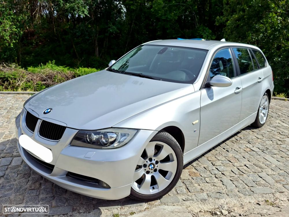 BMW 320 d Sport - 1