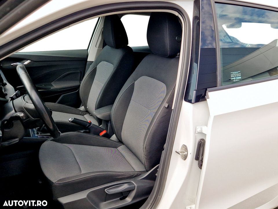 Skoda Fabia 1.0 TSI Ambition - 12