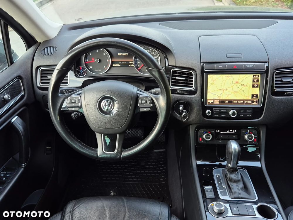 Volkswagen Touareg 3.0 V6 TDI BMT Business Line - 13