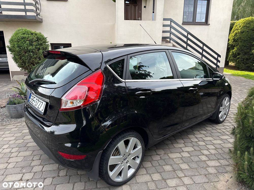 Ford Fiesta 1.0 EcoBoost Titanium - 4