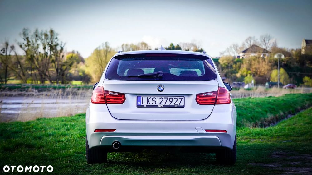 BMW Seria 3 316d - 5