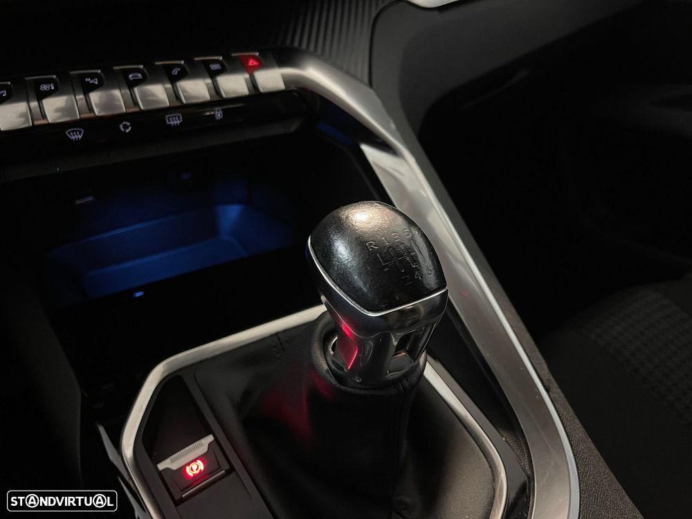 Peugeot 3008 1.5 BlueHDi Style - 22