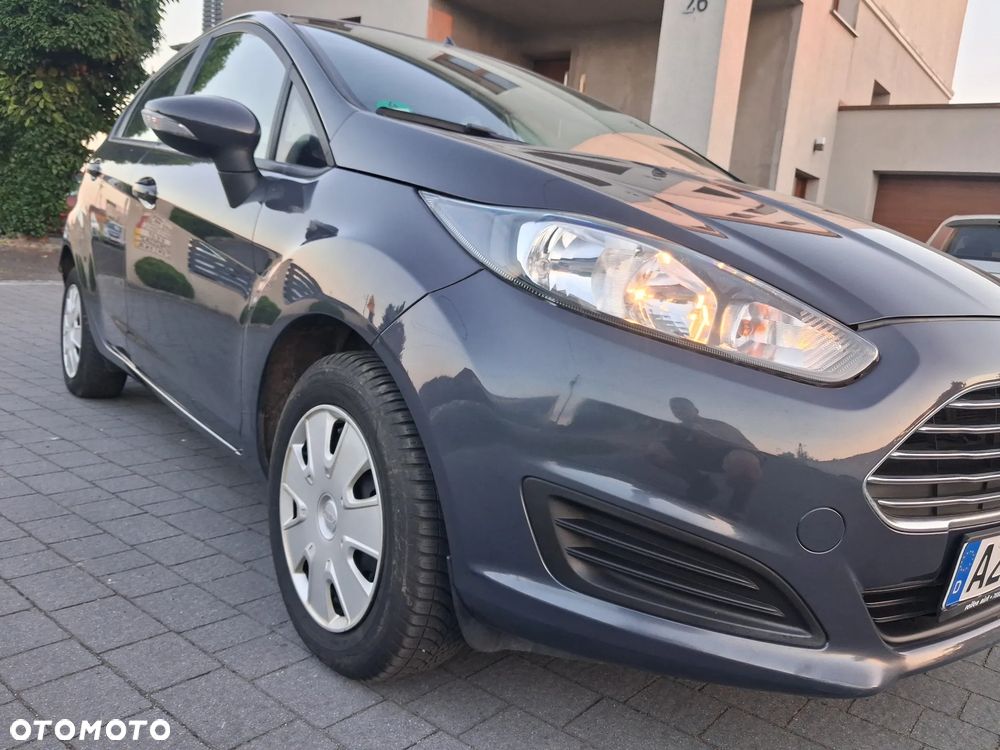 Ford Fiesta 1.25 Viva - 23