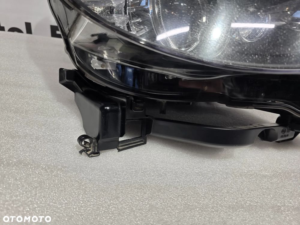 BMW E60 / E61 07- LIFT PRAWY BI-XENON NIESKRĘTNY BLACK PRAWA LAMPA PRZEDNIA PRZÓD , NR 7177740 / 7177740-06 / A8717774006 , NR AUKCJI LPP189 - 4