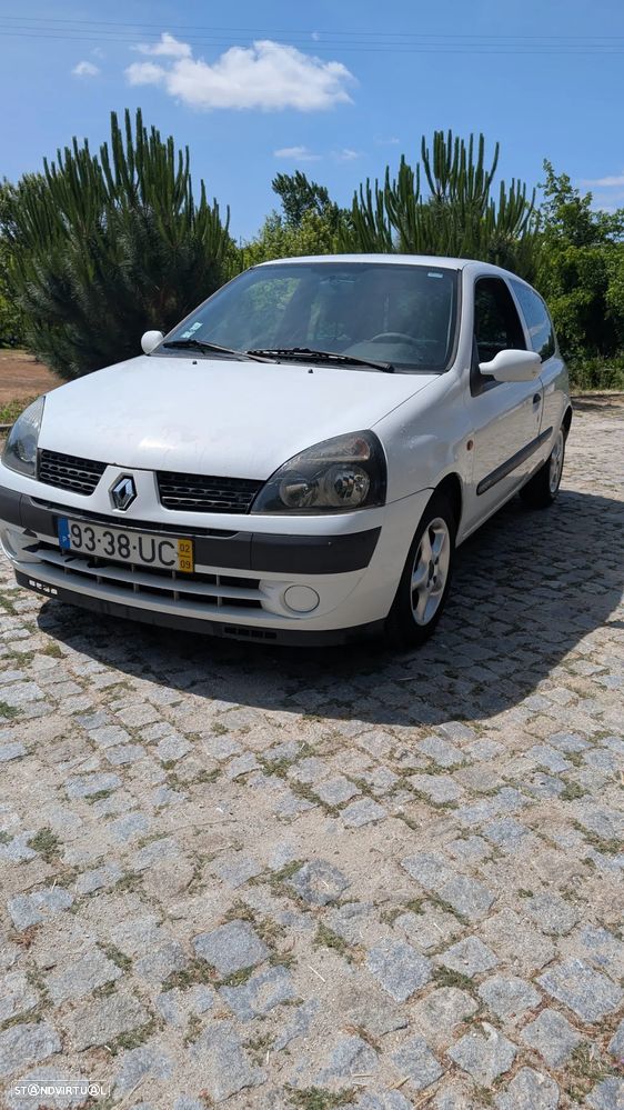 Renault Clio 1.5 dCi Confort Authentique - 1