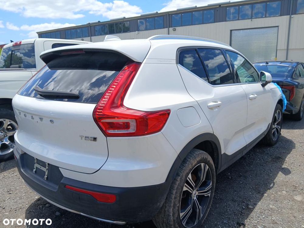 Volvo XC 40 T5 AWD Inscription - 19