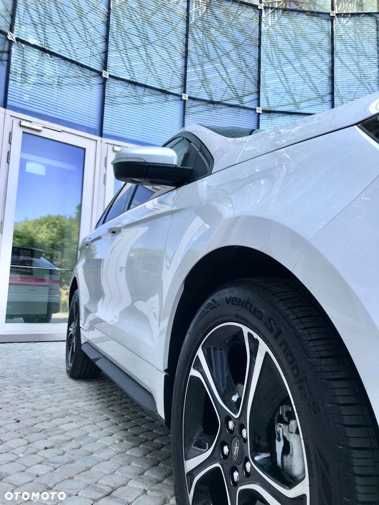 Ford Edge - 6