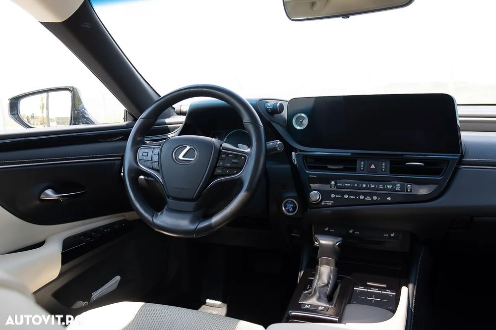 Lexus Seria ES - 5