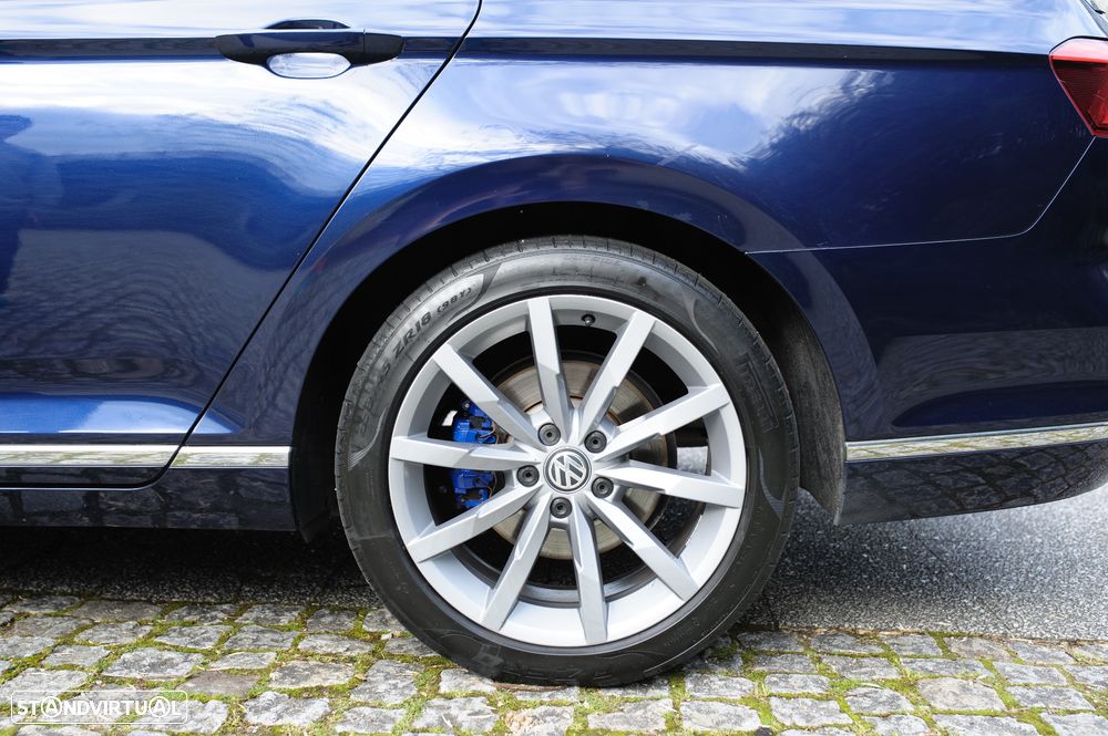 VW Passat Variant - 52