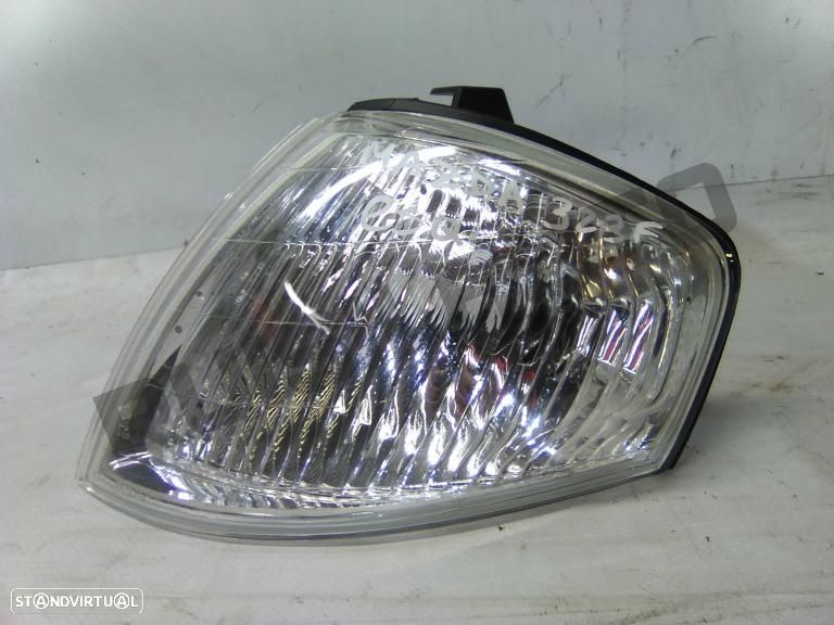 Farolim De Pisca Frente Esquerdo  Mazda 323 F Vi Hatchback (bg) - 1