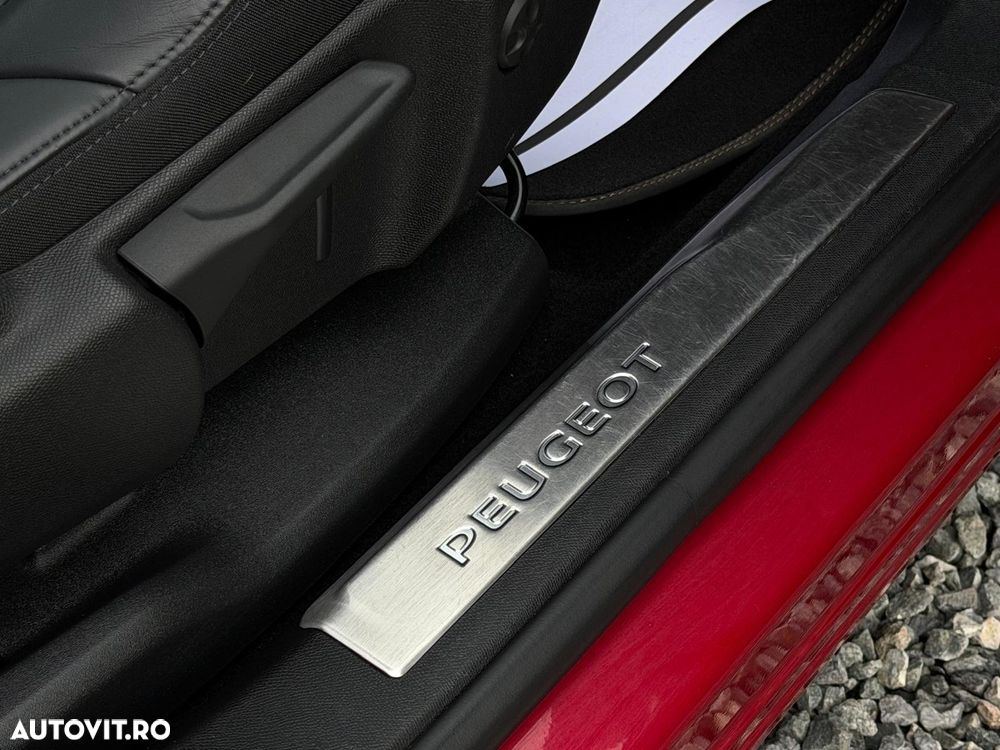 Peugeot 5008 1.2 Puretech Turbo s&s EAT8 Allure - 25