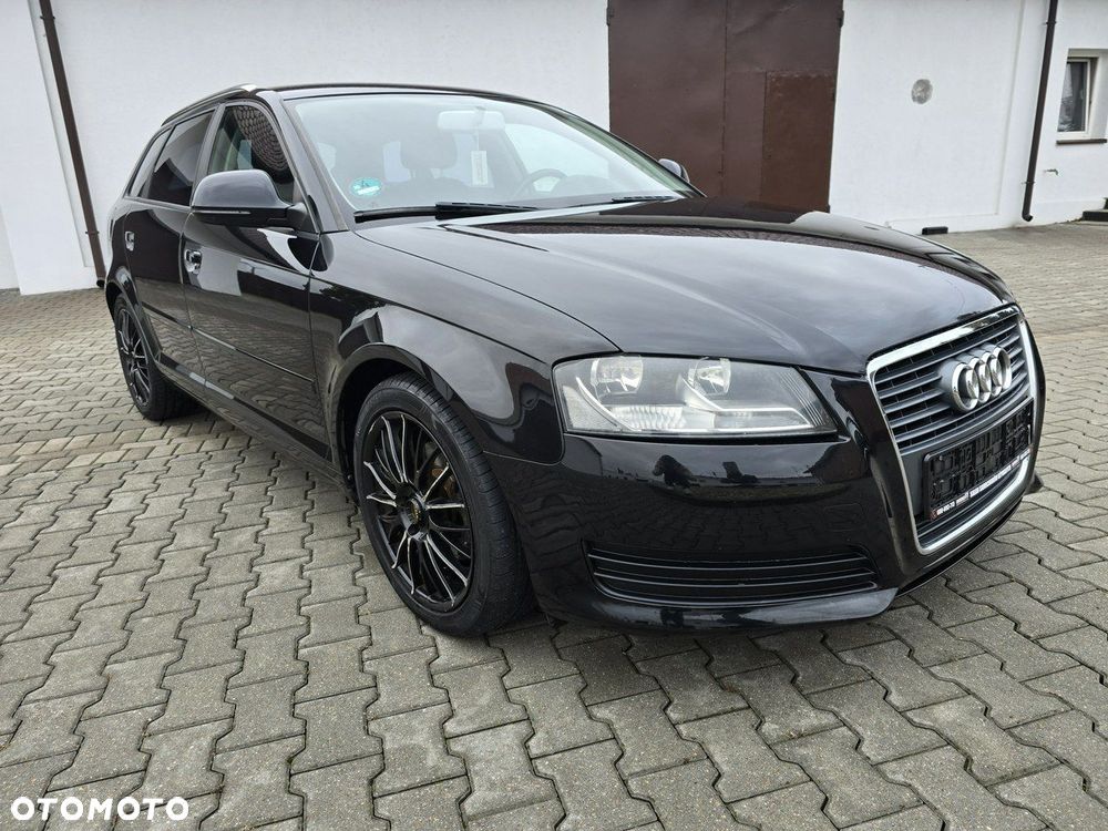 Audi A3 Sportback - 2