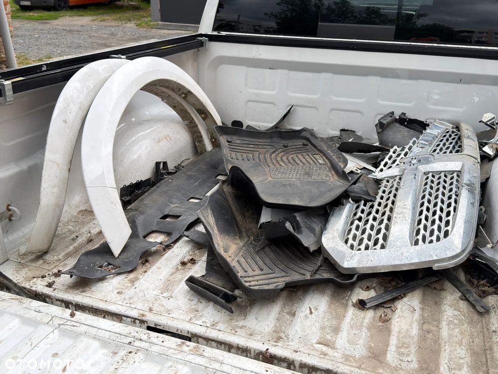 RAM 1500 Quad Cab Longbed Laramie - 26
