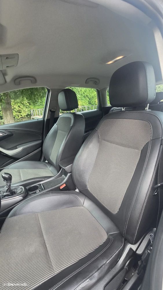 Opel Astra Sports Tourer 1.7 CDTi Cosmo - 9
