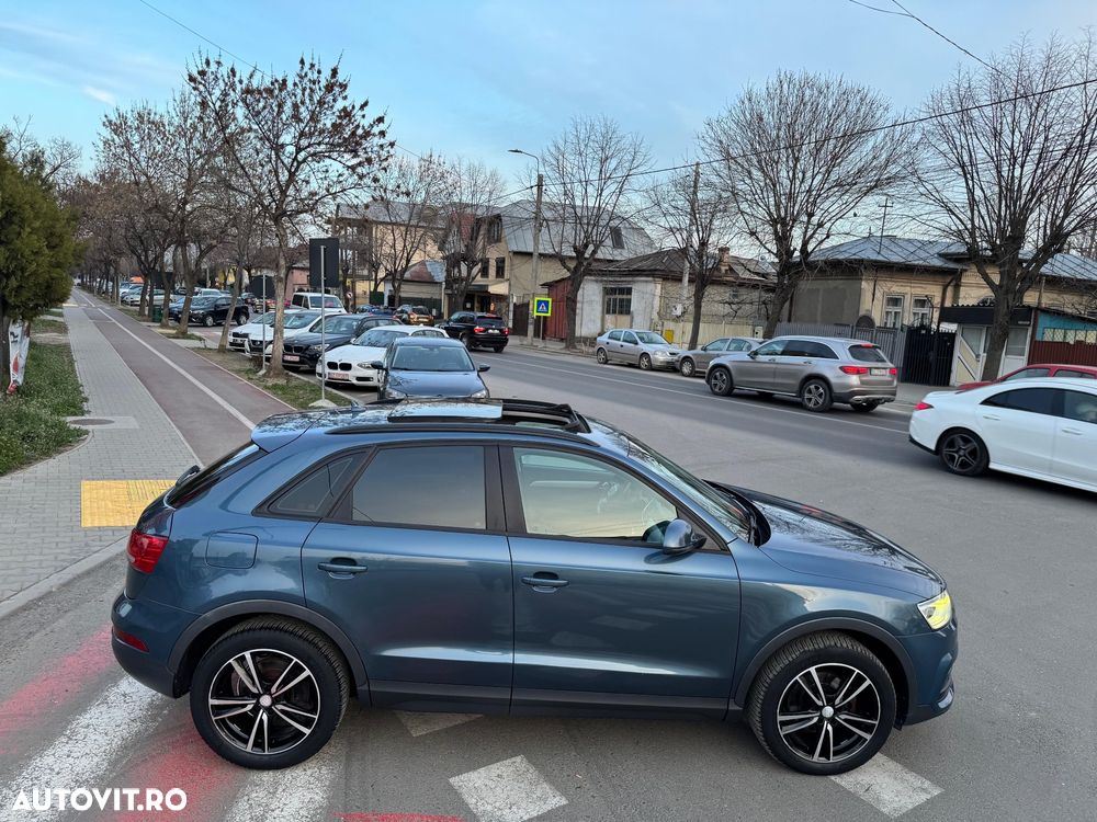 Audi Q3 2.0 TDI Quattro Stronic Design - 4