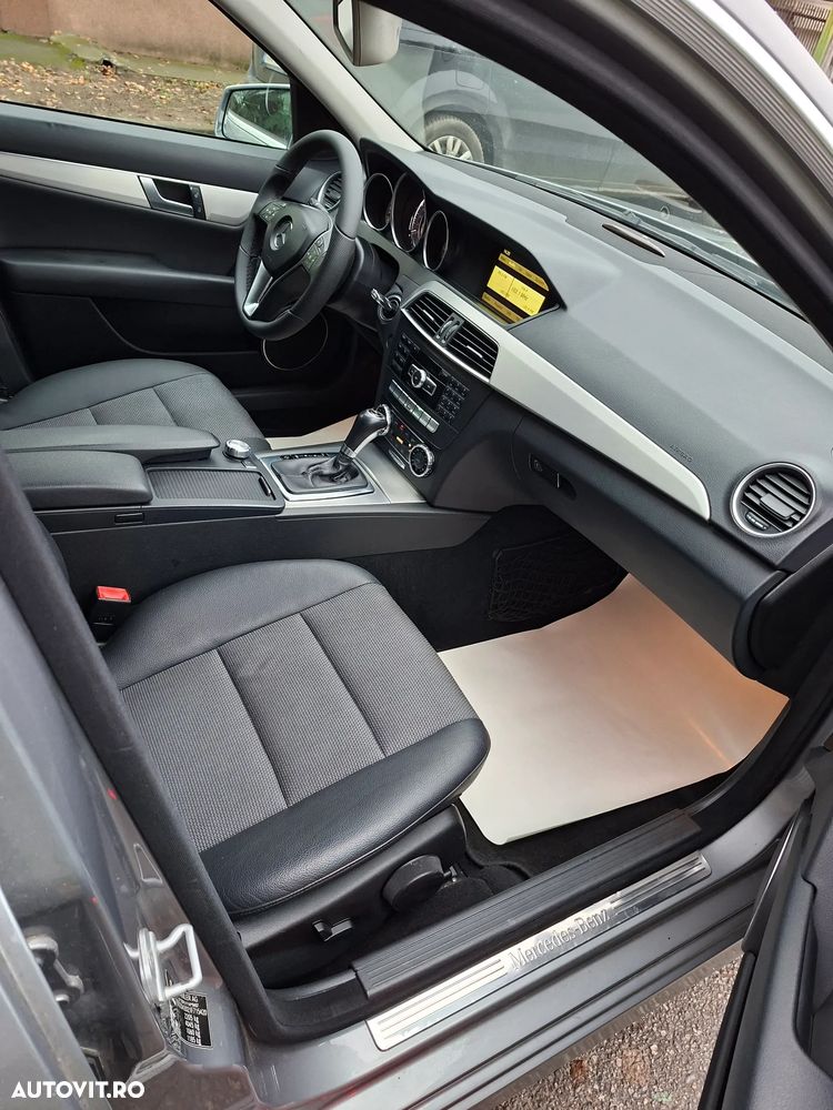 MERCEDES-BENZ C-Class 2012 — imagine 21