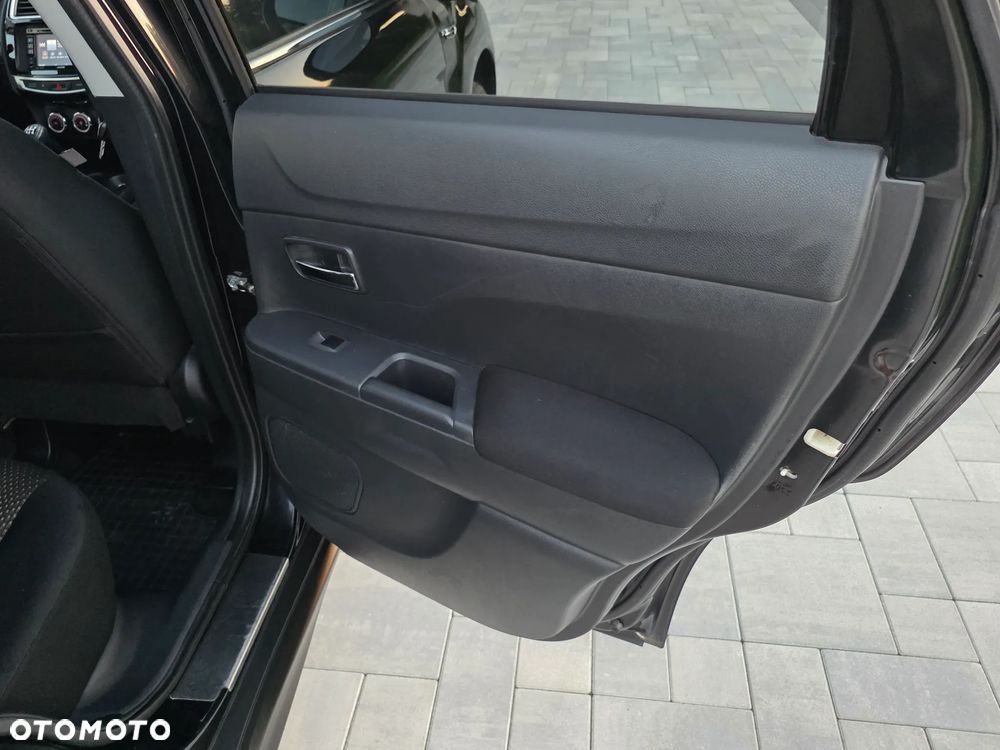 Mitsubishi ASX 1.6 Instyle NAVI AS&G - 23