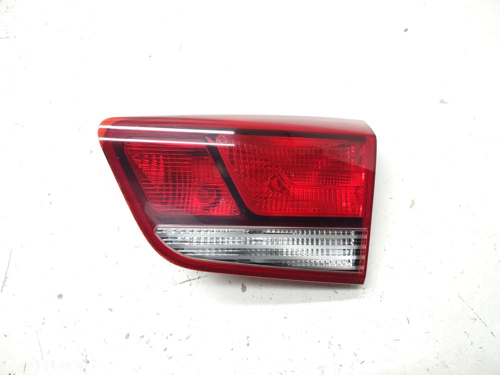 LAMPA W KLAPĘ 92404-H8 KIA RIO IV HATCHBACK 2018r. PRAWA TYLNA ORYGINAŁ