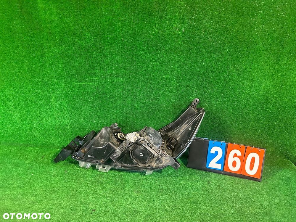 REFLEKTOR PRAWY TOYOTA HILUX VIII FULL LED nr260 - 2